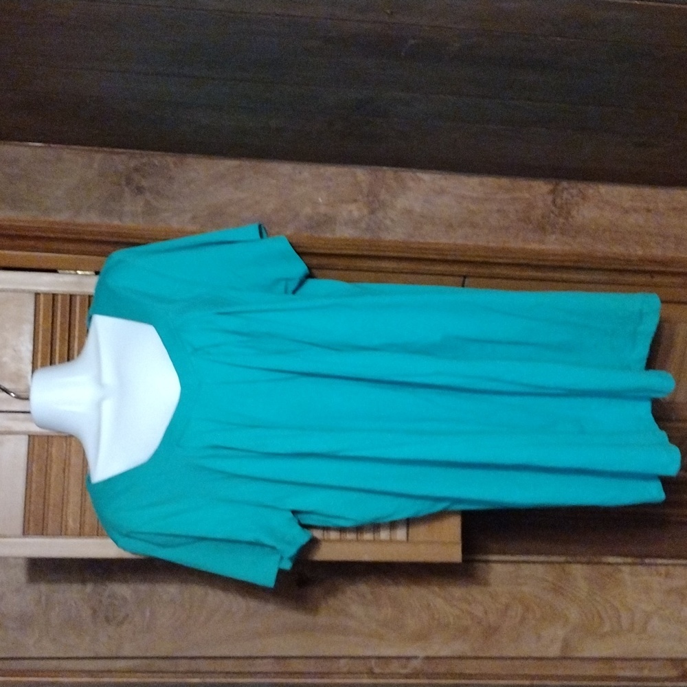 Green Women's Short Sleeve Shirt